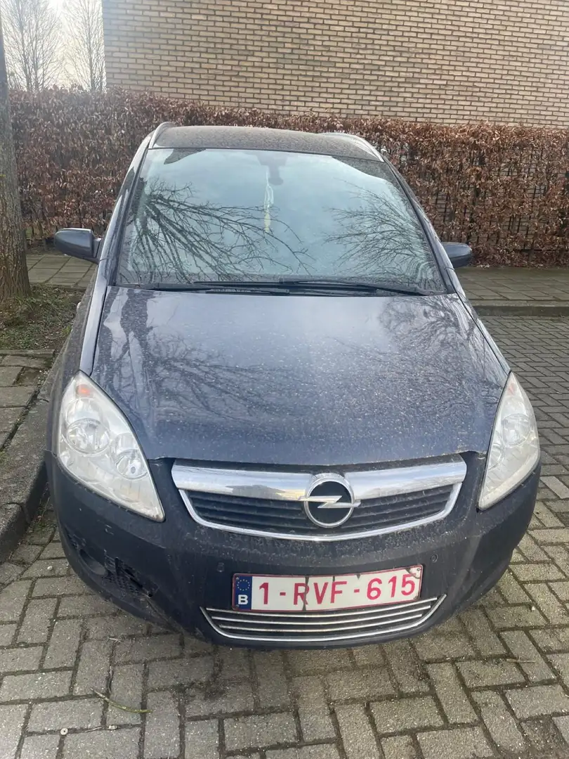 Opel Zafira 1.9 DTL CDTi Enjoy DPF - 1