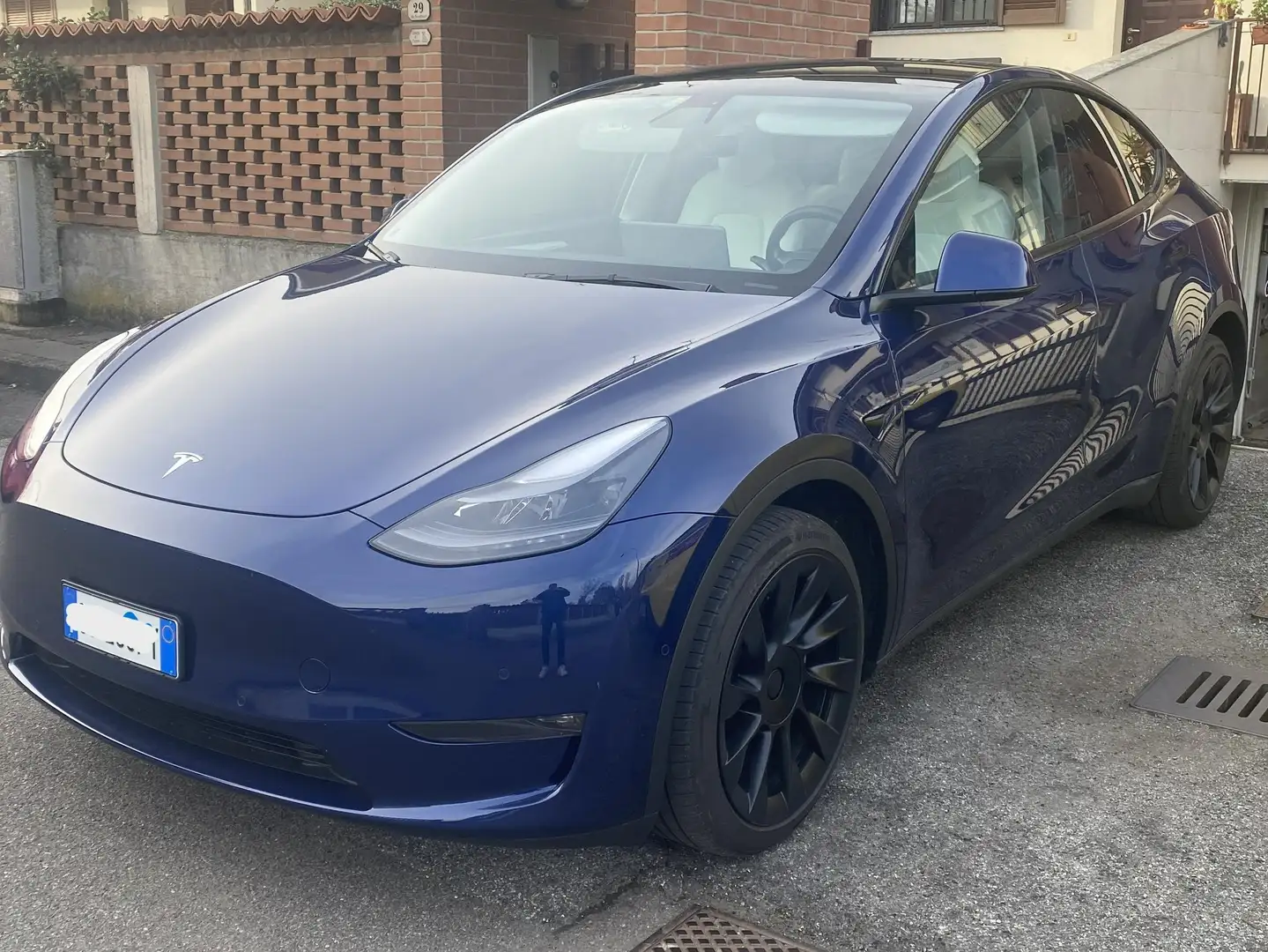 Tesla Model Y Model Y Long Range Dual Motor awd FSD Blu/Azzurro - 2
