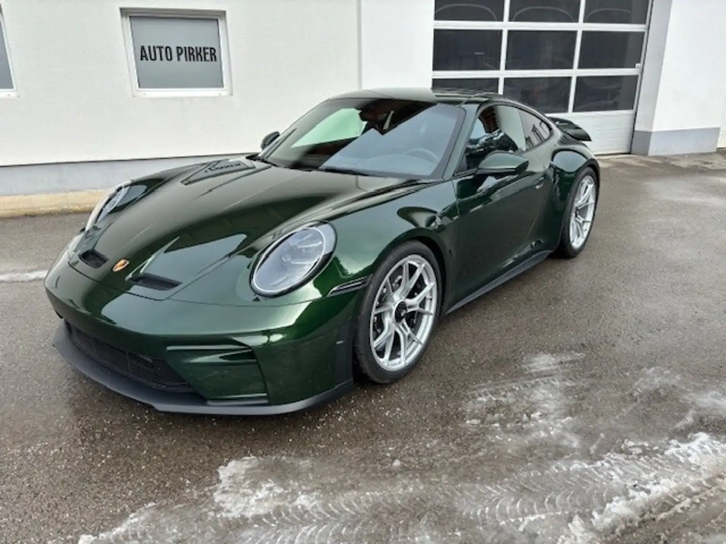 Porsche 911 Carrera GT3 Coupé PDK Touring netto €235000.- Grün - 2