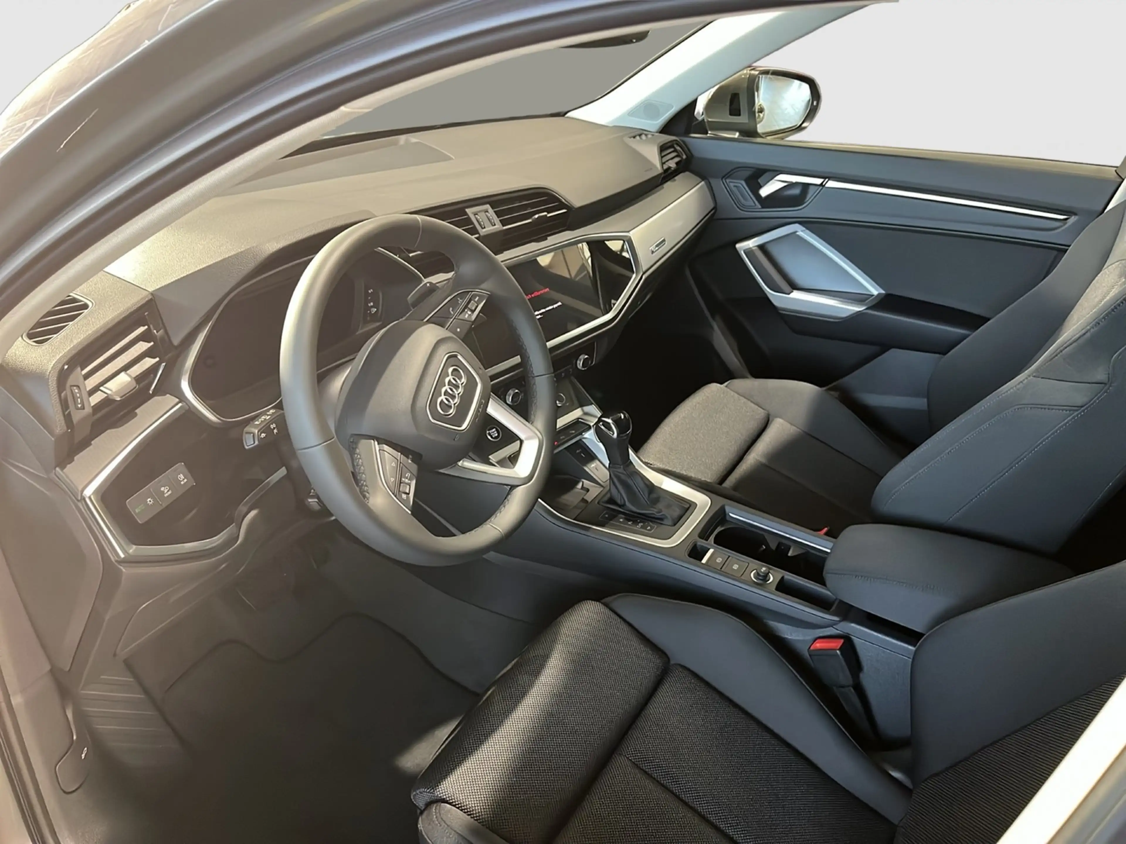 Audi Q3 advanced 35 TFSI 110(150) kW(PS)S tronic — photo 6