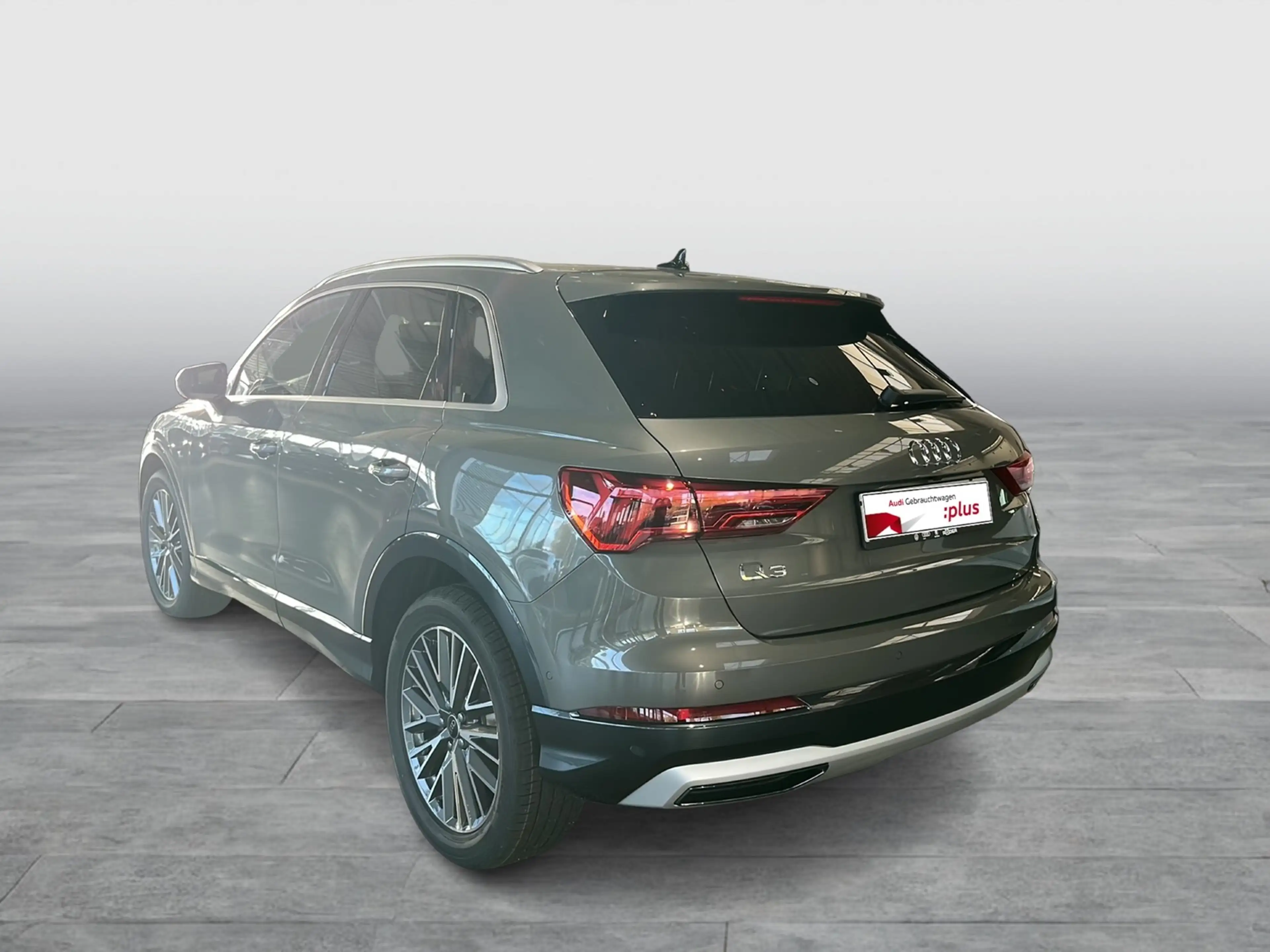 Audi Q3 advanced 35 TFSI 110(150) kW(PS)S tronic — photo 2