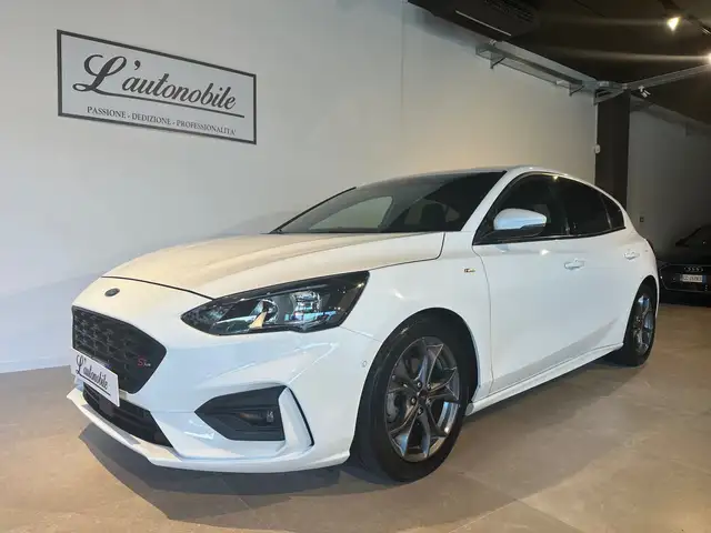 Ford Focus ST-Line 120cv auto NO VINCOLI FINANZIARI