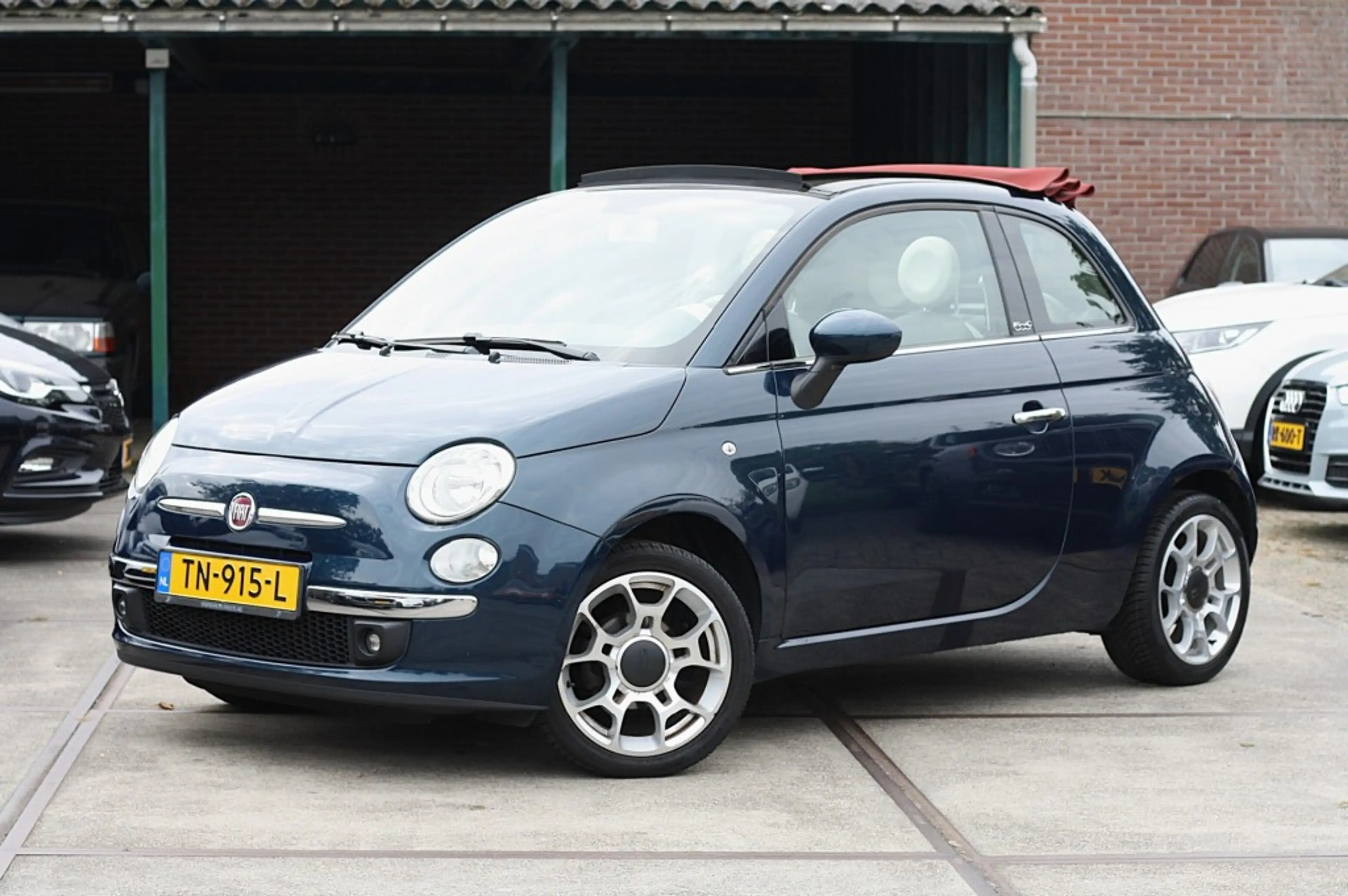 Fiat 500 Cabrio 1.2 Lounge / Airco / PDC