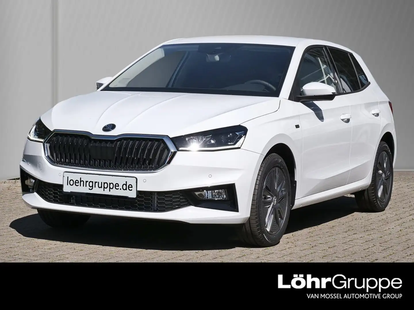 Skoda Fabia Tour 1.0 l TSI 85 kW / 116 PS Weiß - 1