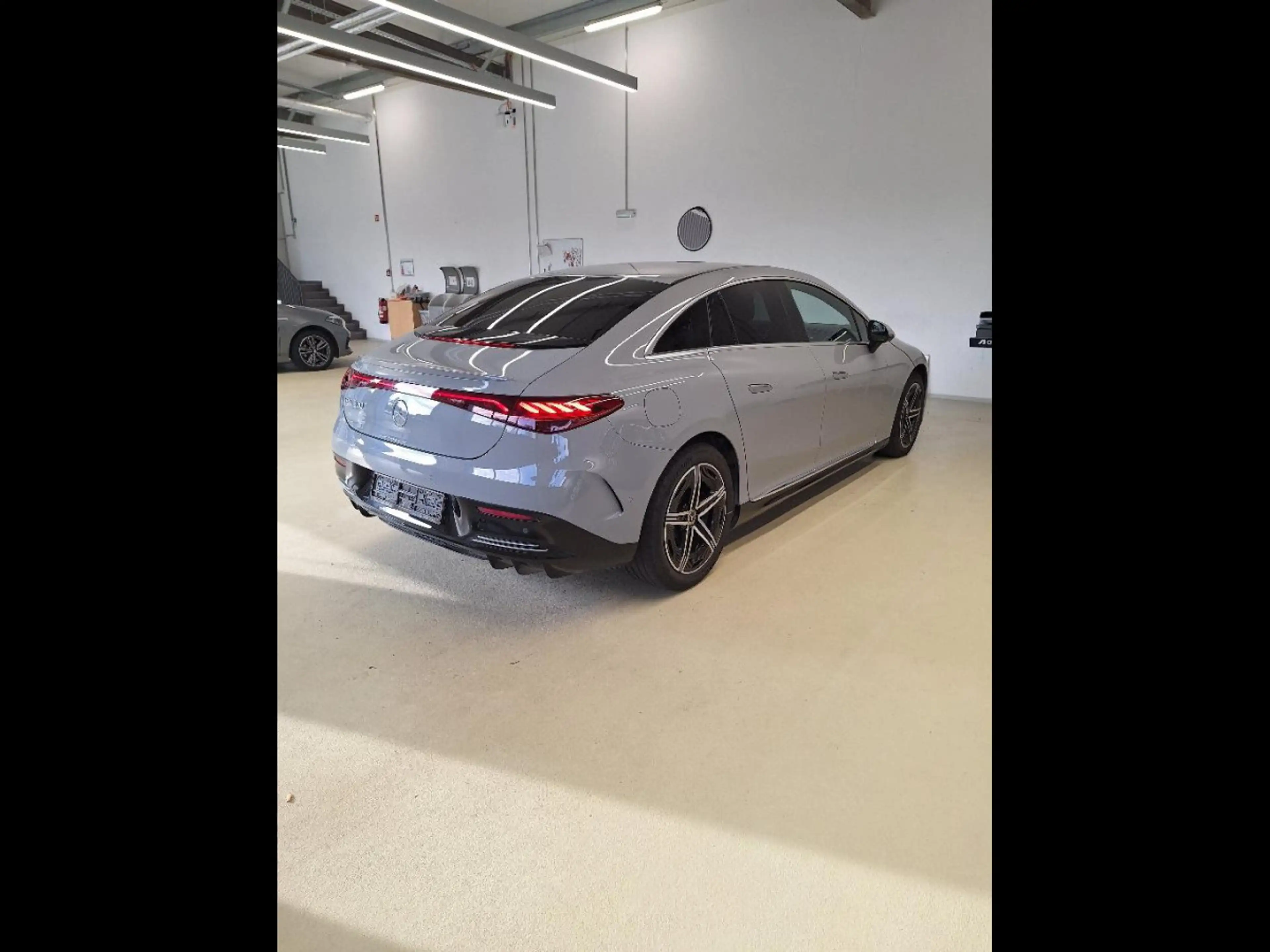 Mercedes-Benz EQE 300 300 AMG LINE AUTO 96 KWH — photo 6