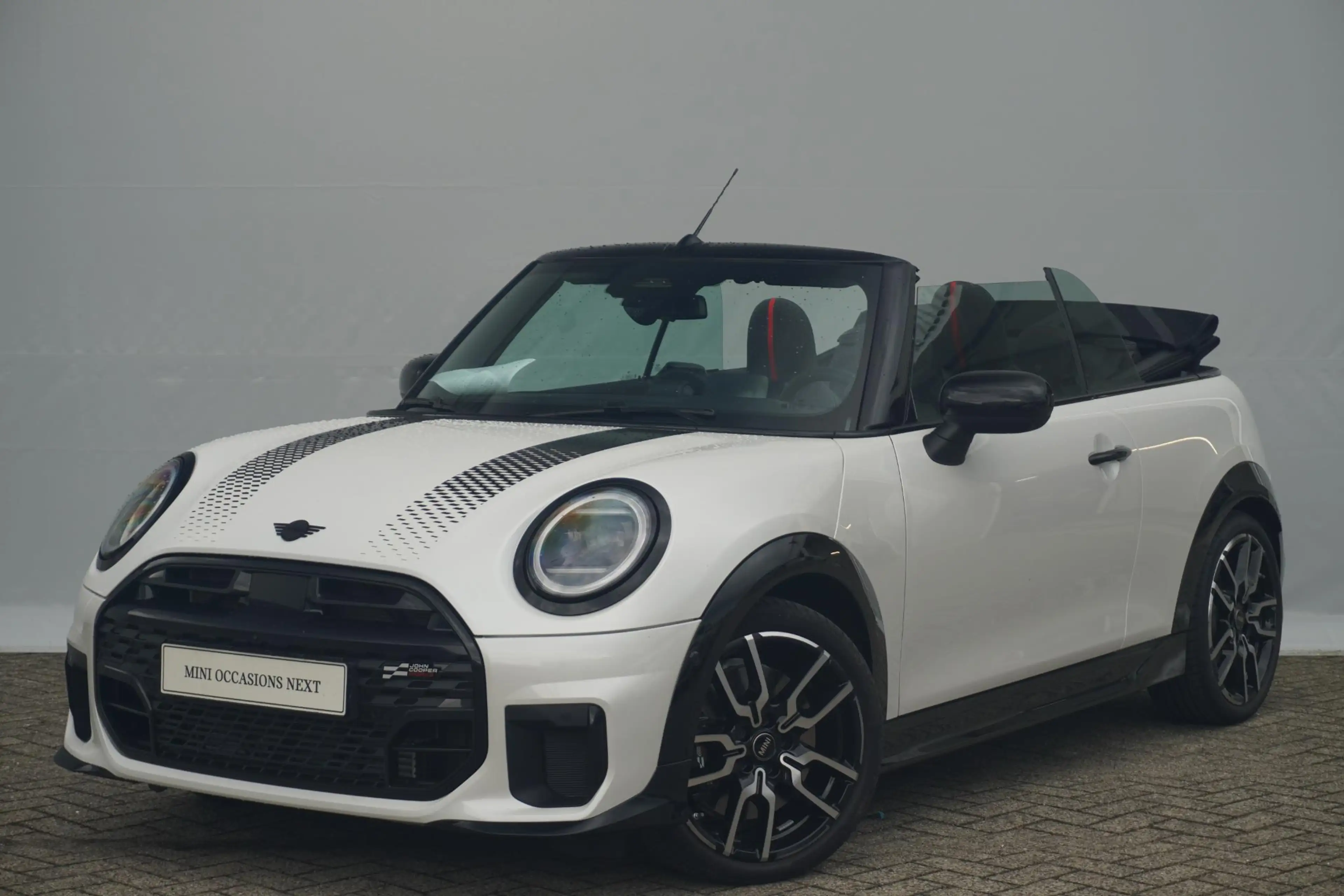 MINI Cooper S Cabrio | John Cooper Works uitvoering | Pakket XL | Stoel — photo 2