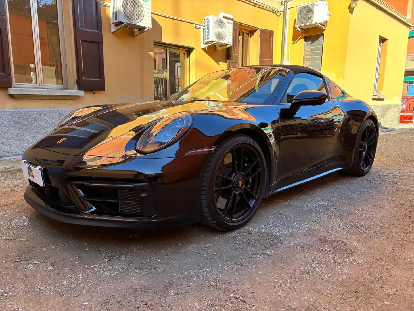 Porsche 911 Targa 4 GTS IVA ESP 111CONTROLLI FULLFULL crna - 1
