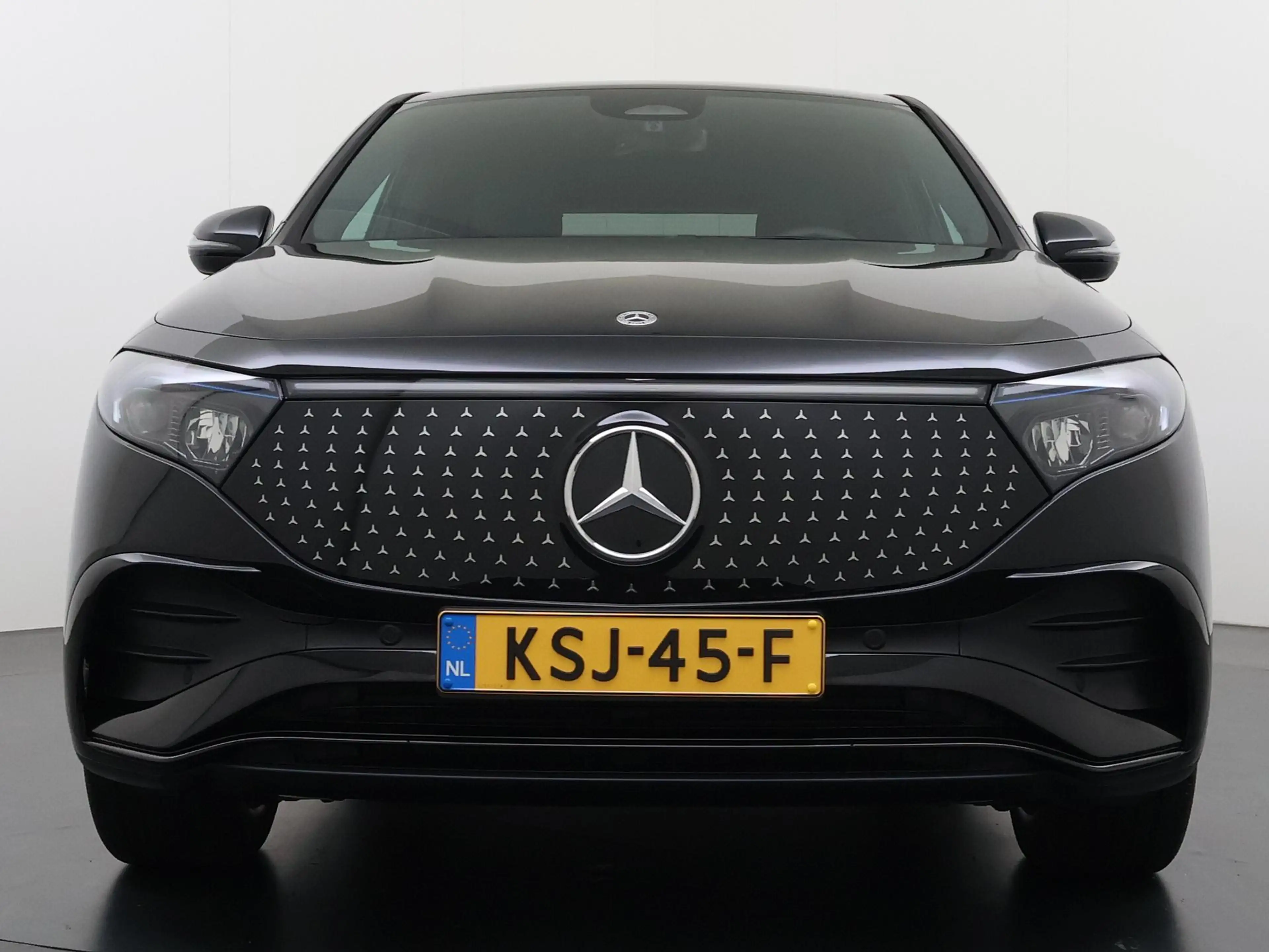 Mercedes-Benz EQA 250 250+ Business Solution AMG 71 kWh — photo 13