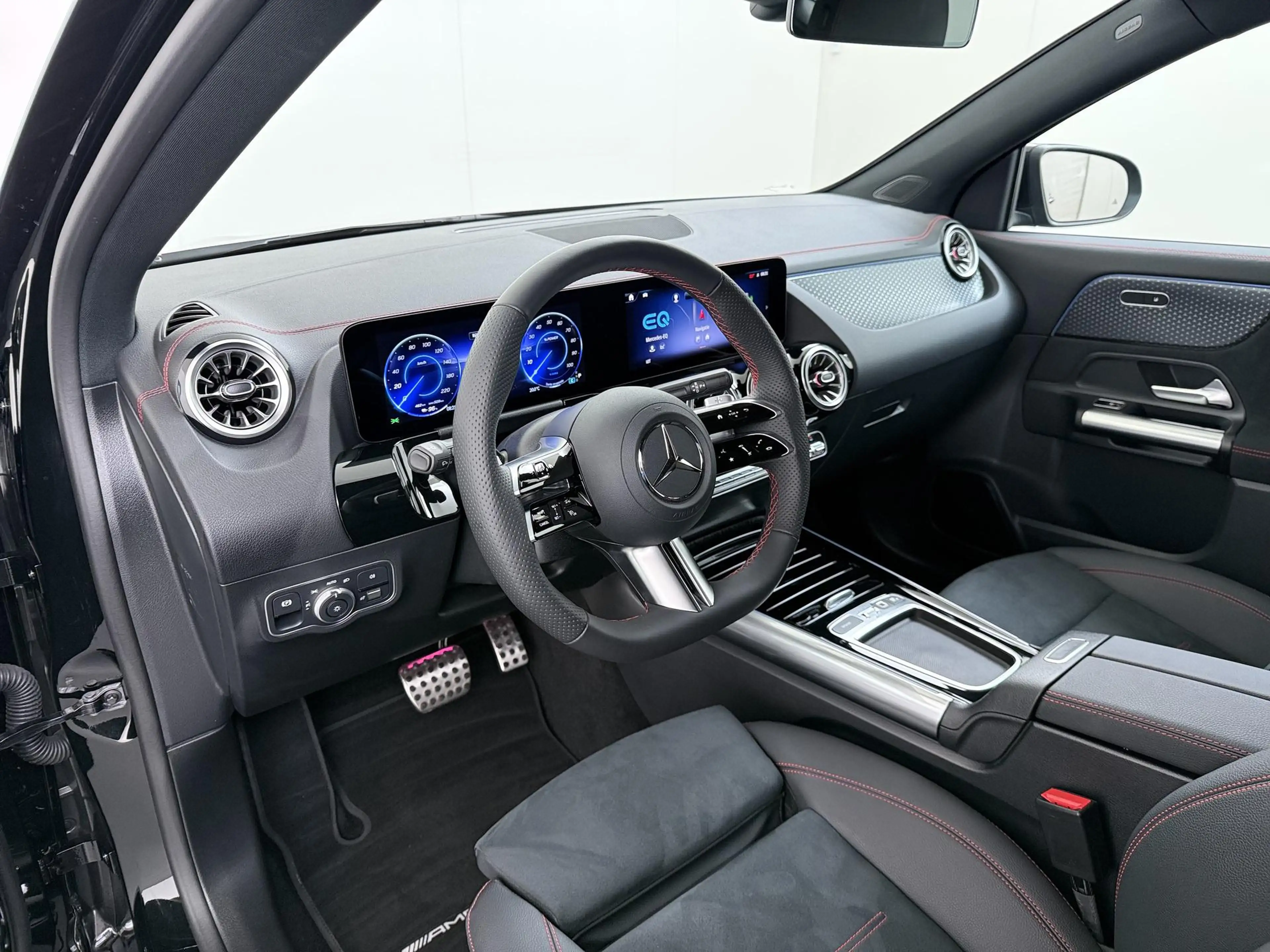 Mercedes-Benz EQA 250 250+ Business Solution AMG 71 kWh — photo 2