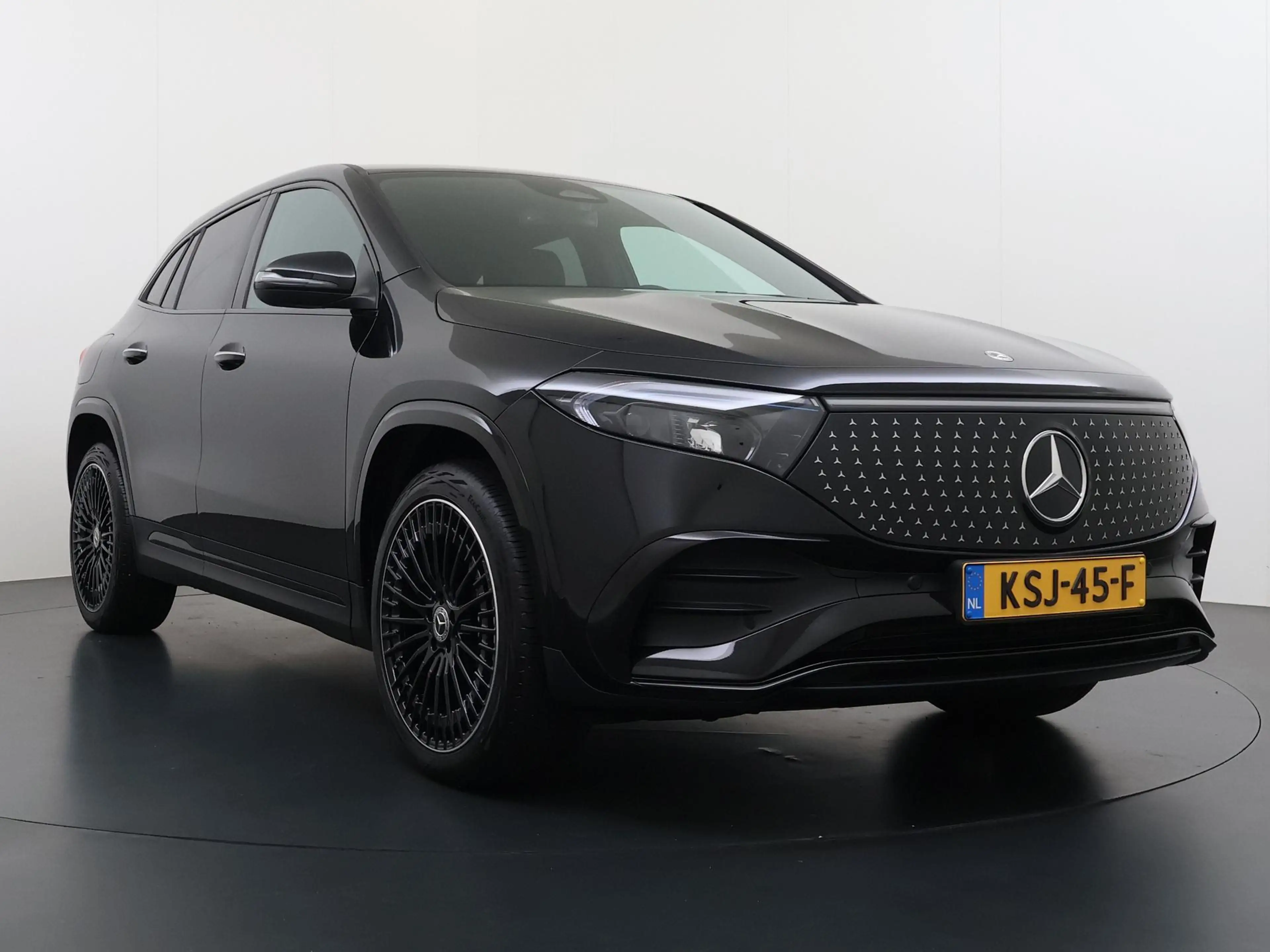 Mercedes-Benz EQA 250 250+ Business Solution AMG 71 kWh — photo 12
