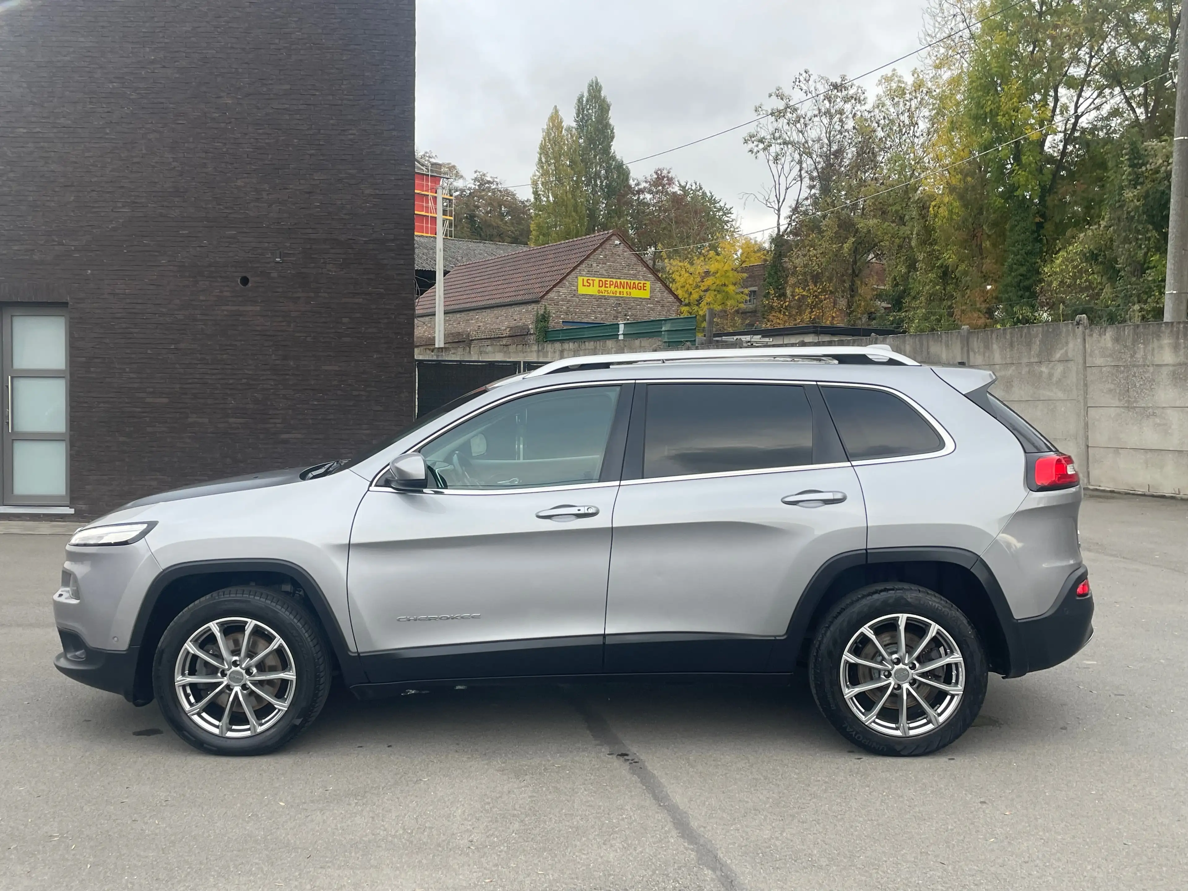 Jeep Cherokee Cherokee 2.0 MJD 4WD Limited full option B. AUTO — photo 5