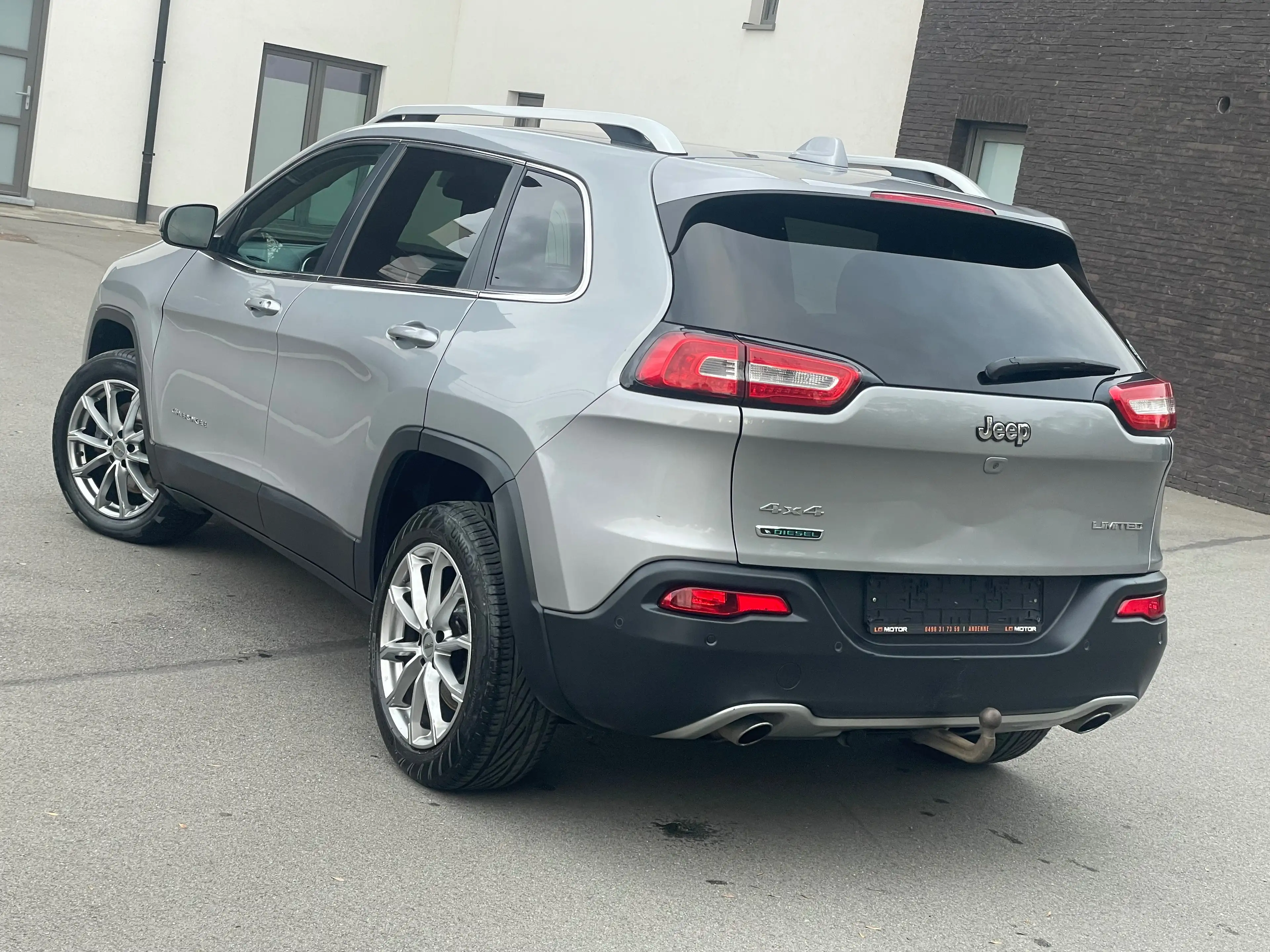 Jeep Cherokee Cherokee 2.0 MJD 4WD Limited full option B. AUTO — photo 3