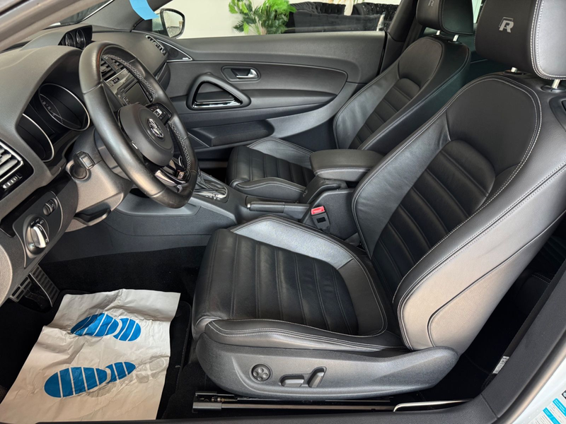 Volkswagen Scirocco R 2.0 TSI DSG *PANO*DYNAUDIO* — photo 7