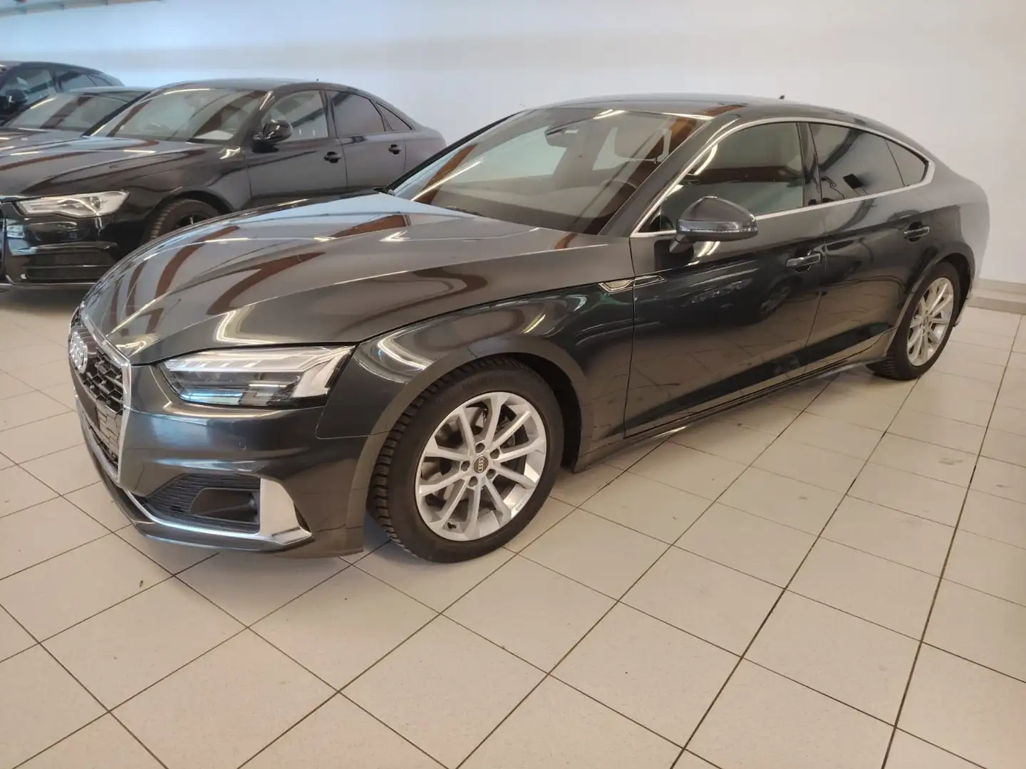 Audi A5 SB Advanced S-line,ACC,MATRIX LED,Rückfk.Virtua Grau - 2