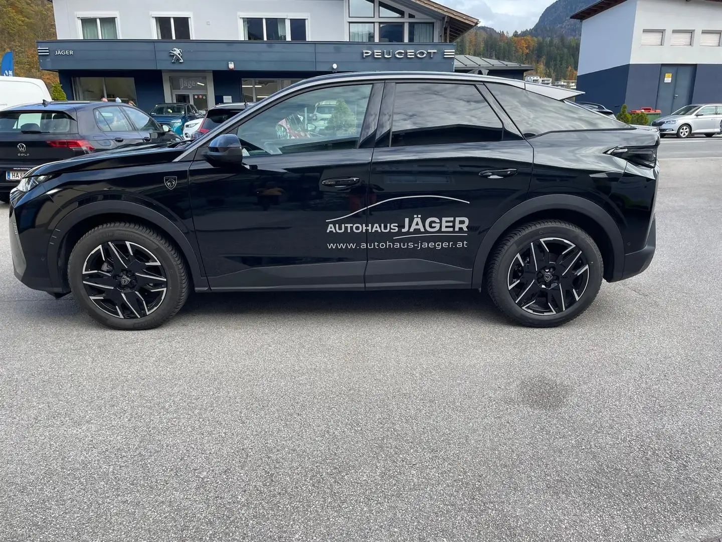 Peugeot 3008 3008 Hybrid 136 E-DCS6 GT Aut. GT - 2