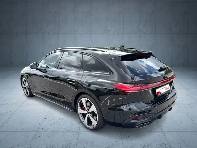 Audi A5 view 3