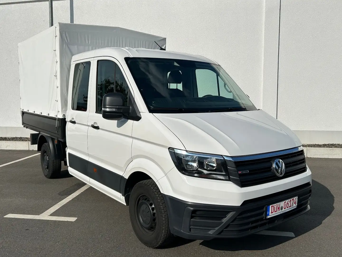 Volkswagen Crafter Pritsche 35 DOKA mittellang 4MOTION Biały - 1