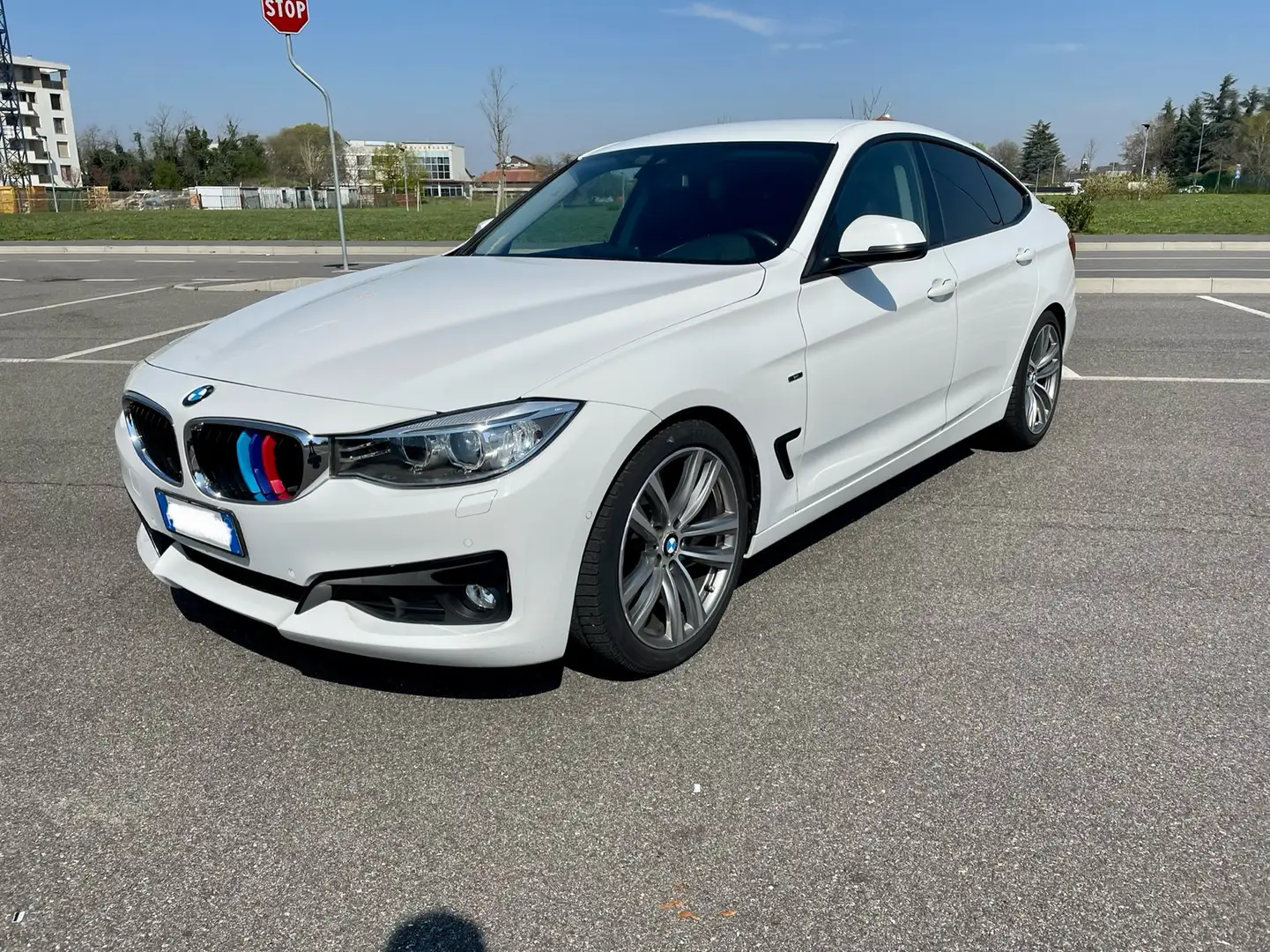 BMW 320 Serie 3 F34 Gran Turismo Sport 320d AT8 Biały - 1