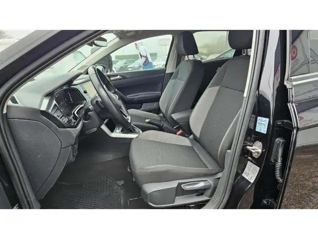 Volkswagen Polo view 13