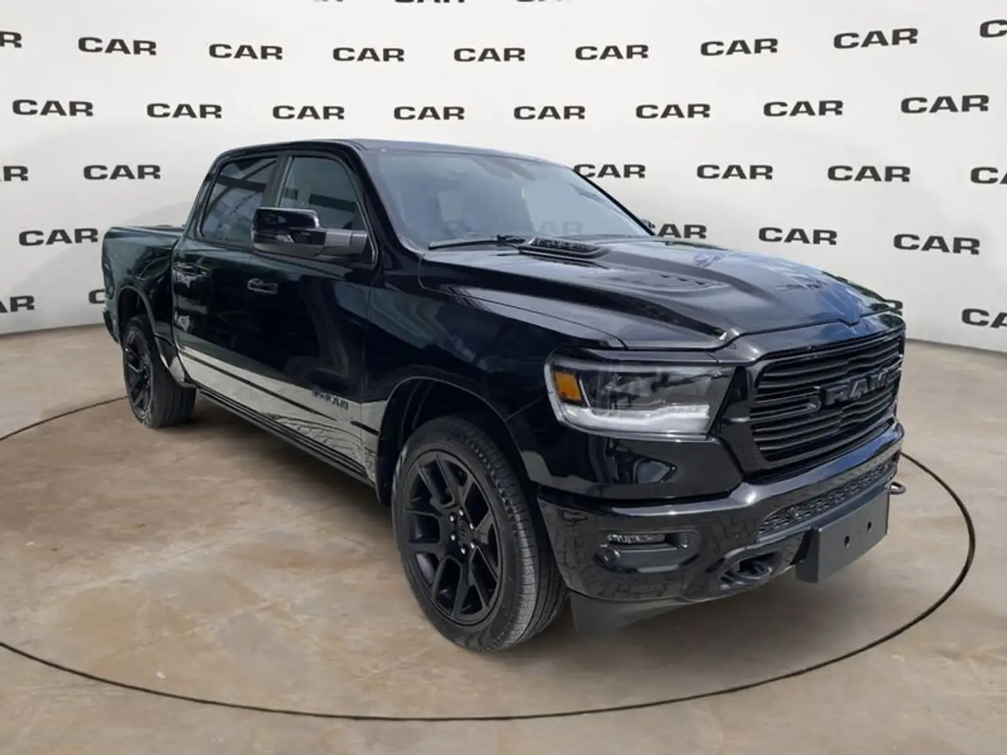 Dodge RAM RAM 1500 MY24 LARAMIE BLACK CREW CAB  5.7 V8 GPL Nero - 1