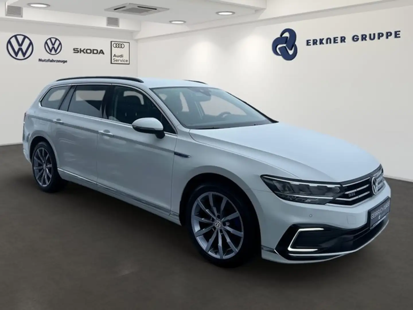 Volkswagen Passat Variant GTE 1.4TSI LED+ACC+NAVI+EL-SITZE+++ Weiß - 2