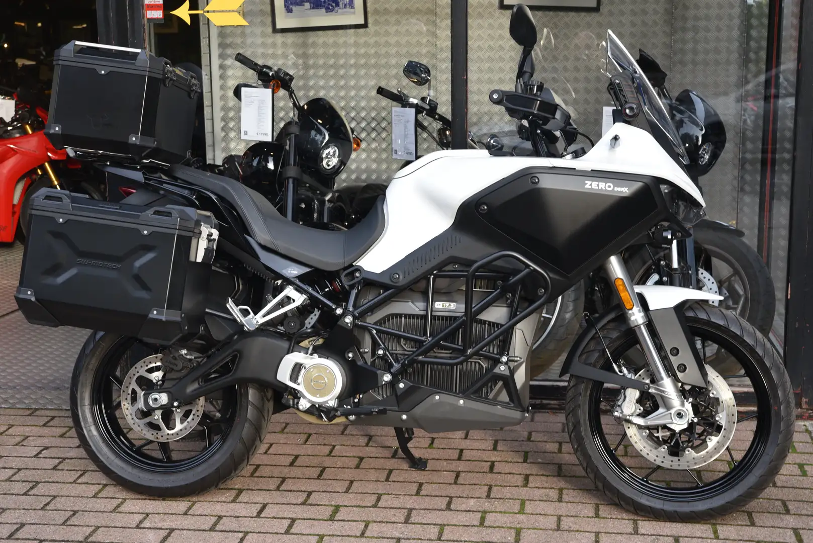 Zero Zero DSR/X NEUVE (TVAC) ***MOTO VERTE*** Biały - 2