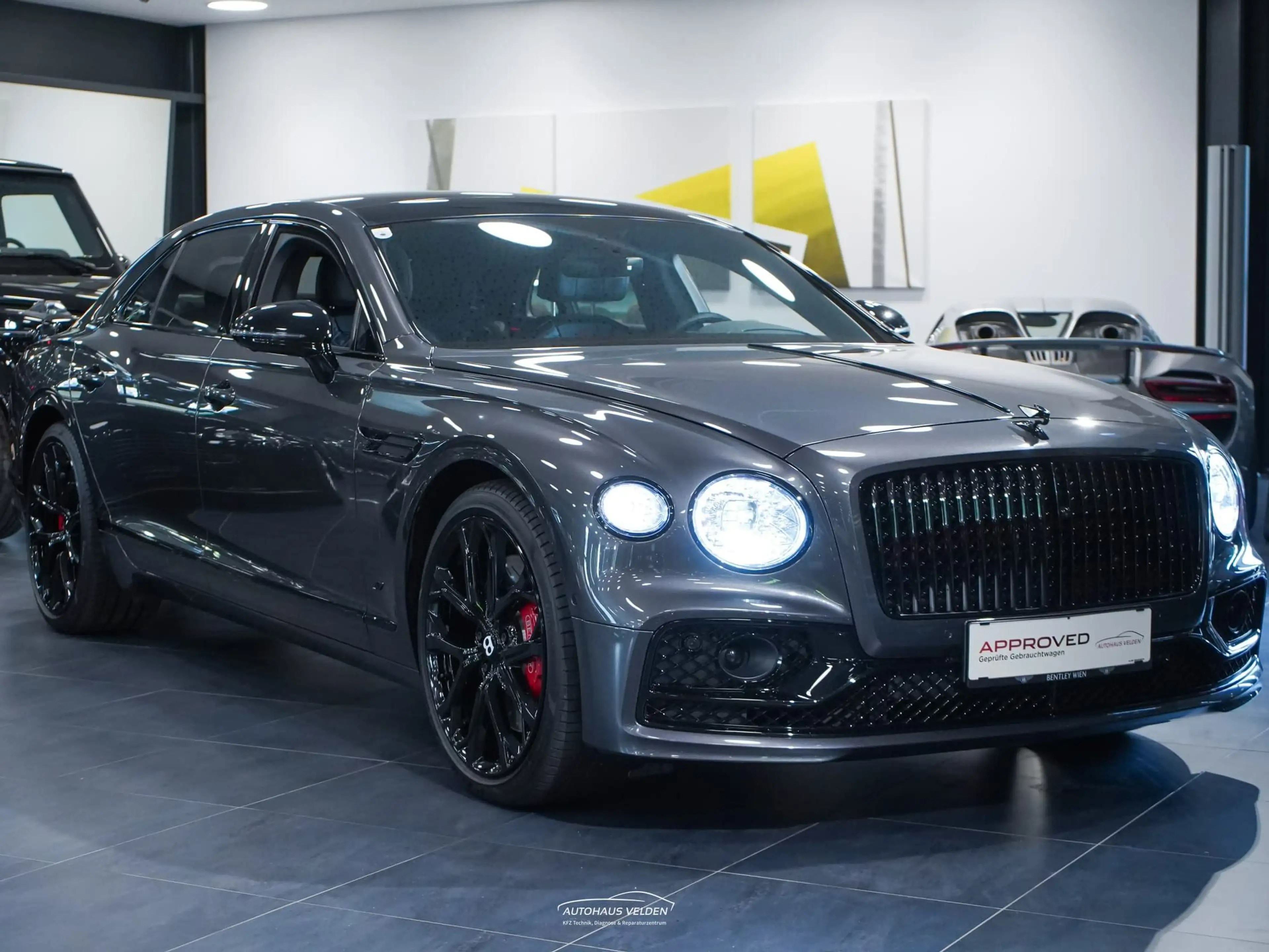 Bentley Flying Spur New Hybrid S