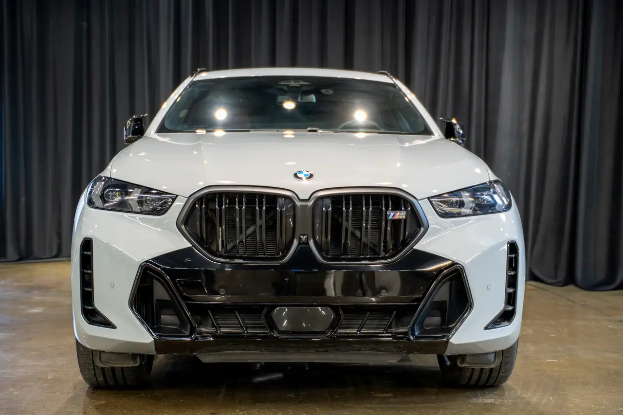 BMW X6 снимка BMW X6
