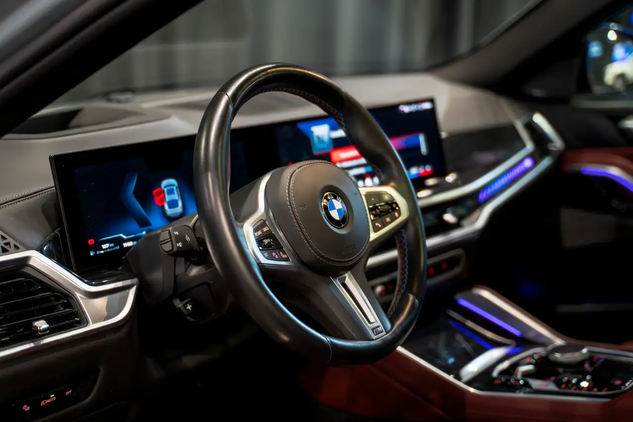 BMW X6 снимка BMW X6