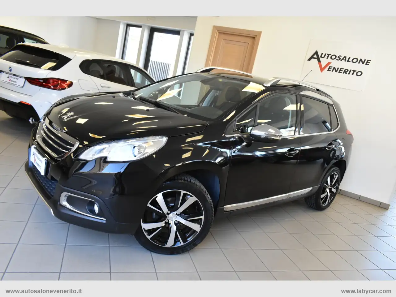 Peugeot 2008 1.6 e-HDi 92 CV S&S Allure — photo 1 of 15