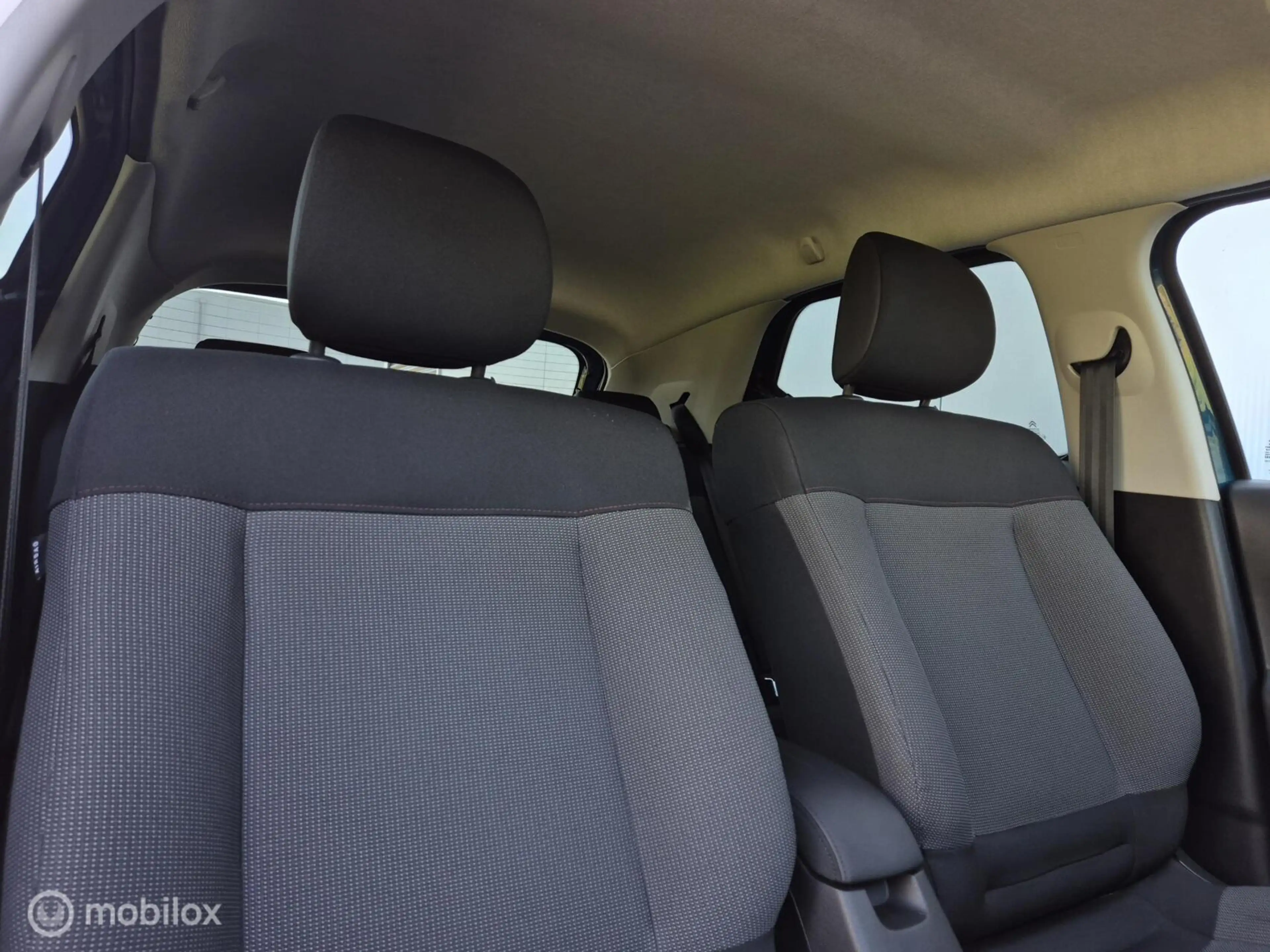 Citroen C4 Cactus 1.2 PURETECH FEEL/LED/TREKHAAK/CLIMATE/PDC/16''LMV — photo 19