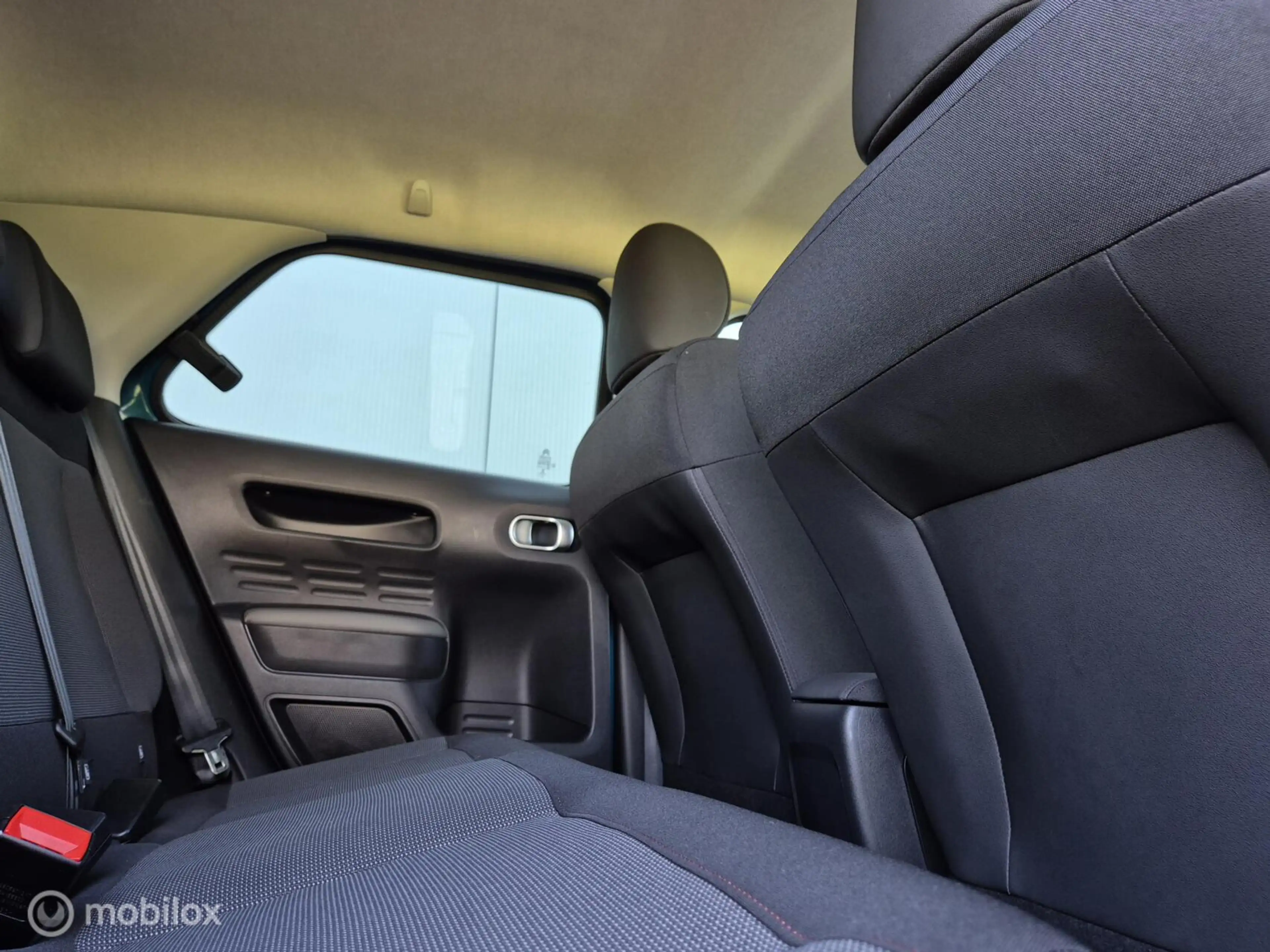 Citroen C4 Cactus 1.2 PURETECH FEEL/LED/TREKHAAK/CLIMATE/PDC/16''LMV — photo 21