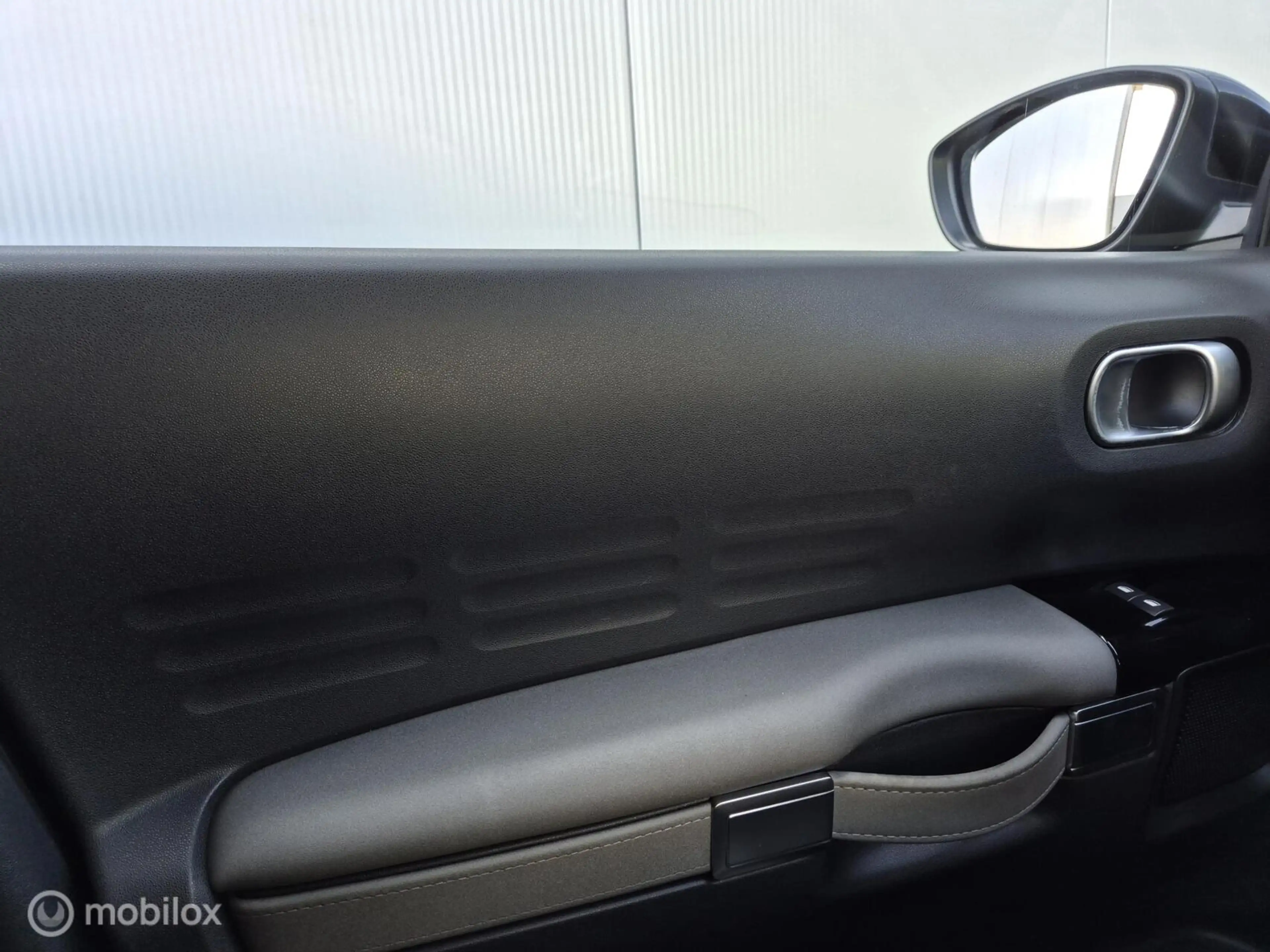 Citroen C4 Cactus 1.2 PURETECH FEEL/LED/TREKHAAK/CLIMATE/PDC/16''LMV — photo 43