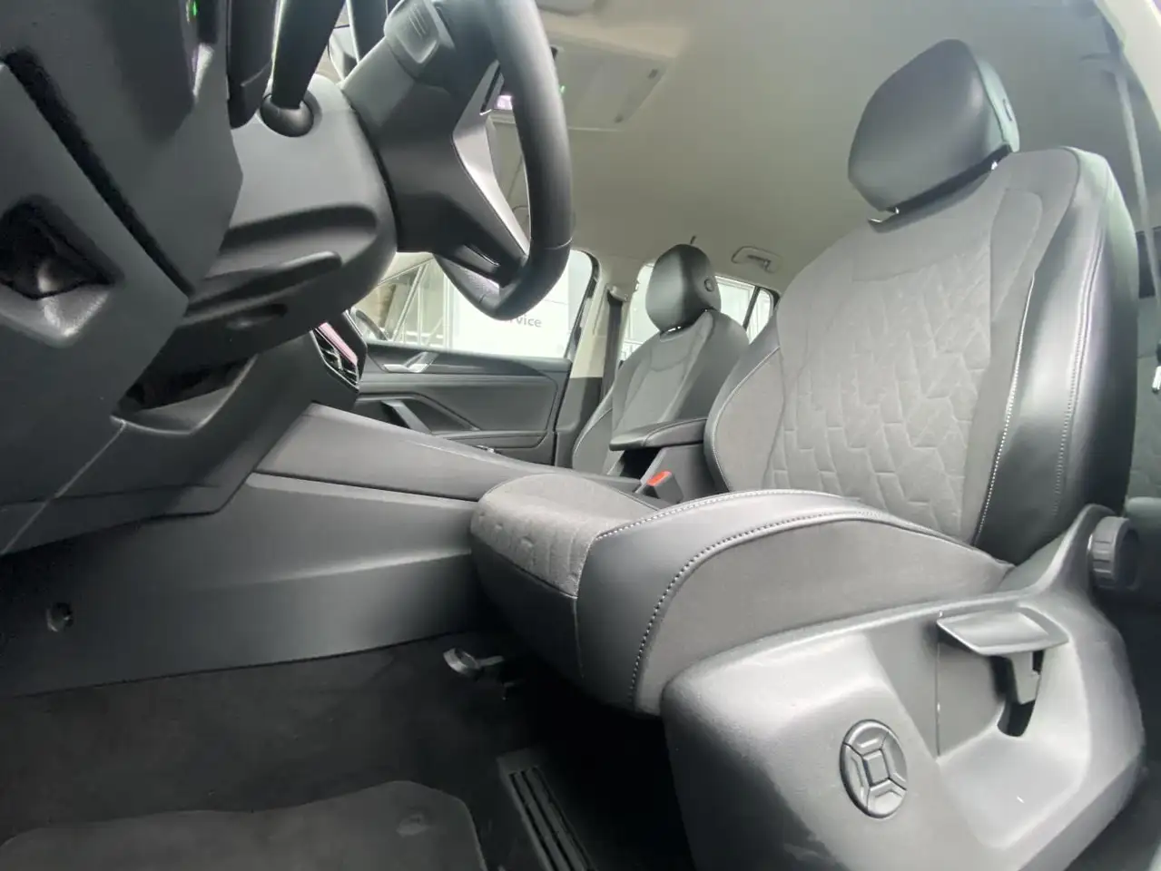 Volkswagen Tiguan, фото 8