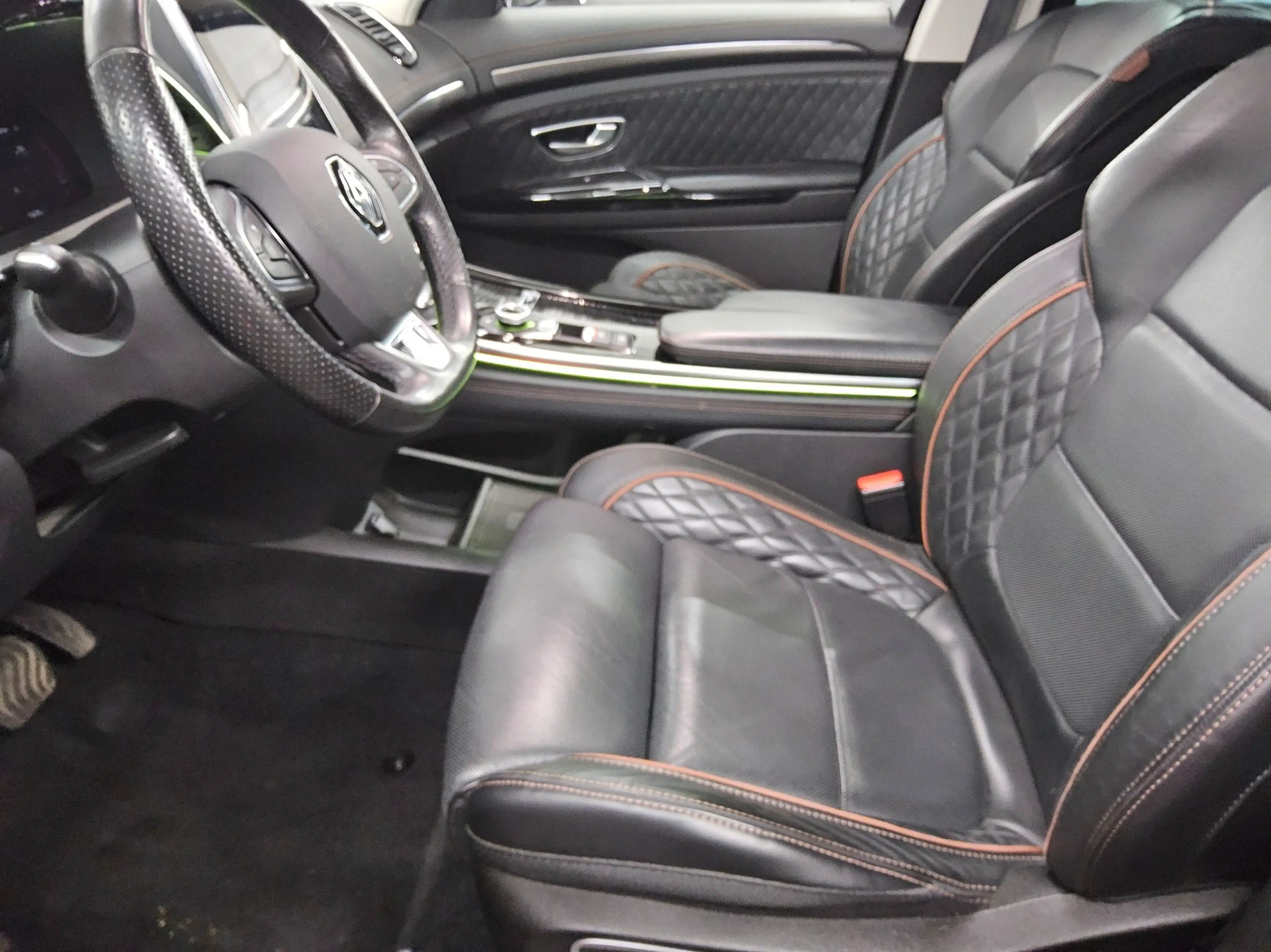 Renault Espace ESPACE LEDER NAVI KLIMAAUT RADIO TEMPO MFL PANO SHZ VC PDC AHK ACC SOUND Matrix — photo 9