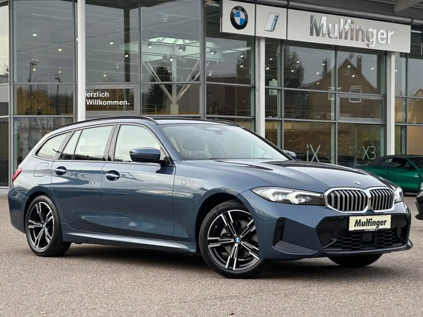 BMW 320 d xDrive T.M Sport FACELIFT ACC HUD SurView LED Blau - 2