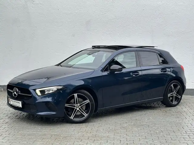 Mercedes-Benz A 220 A220 4Matic/Night-Paket/Pano/Kamera/LED/Leder
