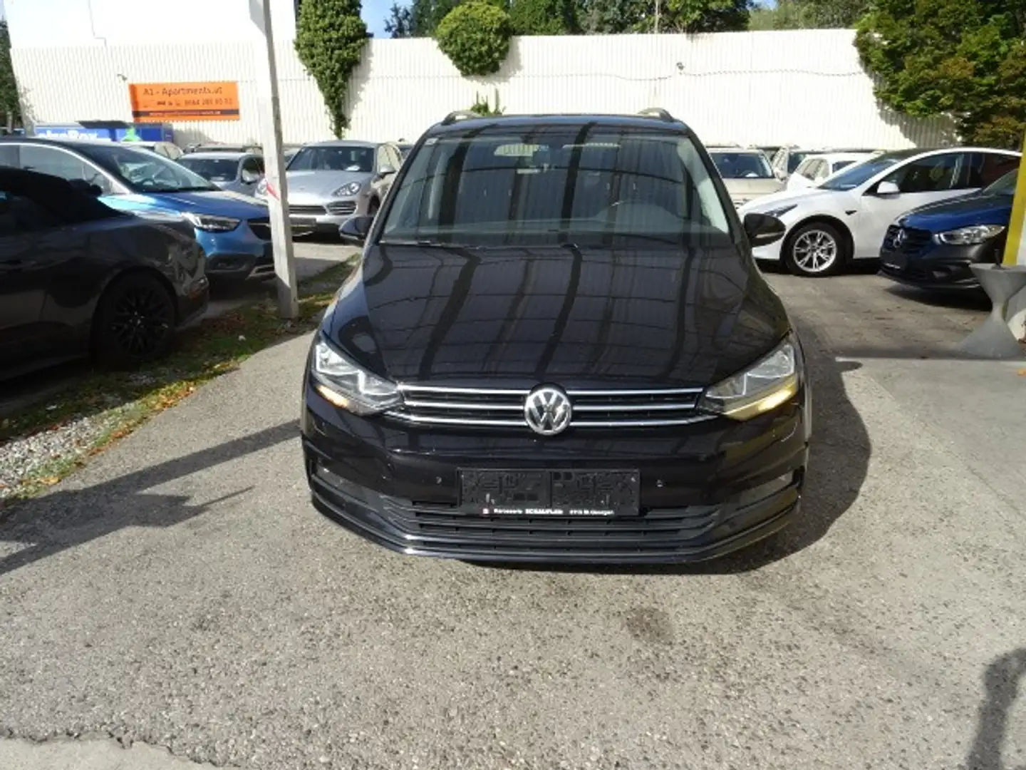 Volkswagen Touran Comfortline 1,6 SCR TDI Schwarz - 1