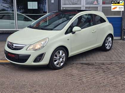 Opel Corsa 1.4-16V Cosmo PANO/AIRCO/NAP/STOEL VERW/ CR CONTRO