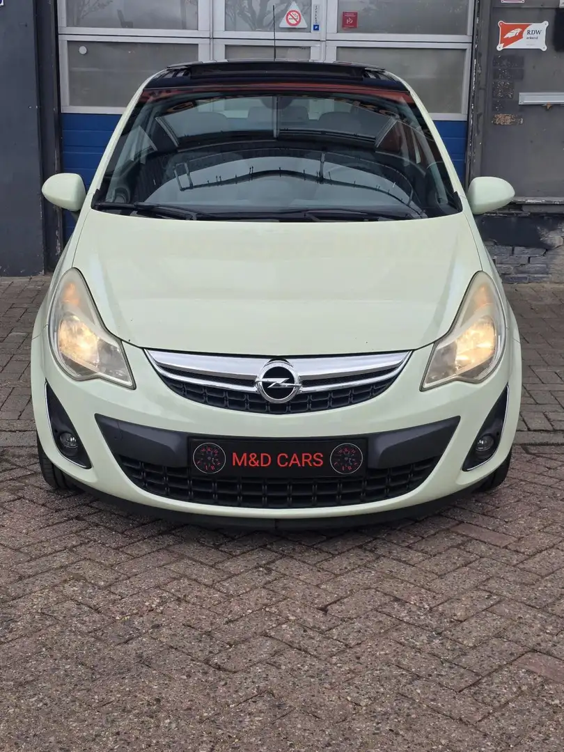 Opel Corsa 1.4-16V Cosmo PANO CR CONTROL NAP STOEL VERW Groen - 2