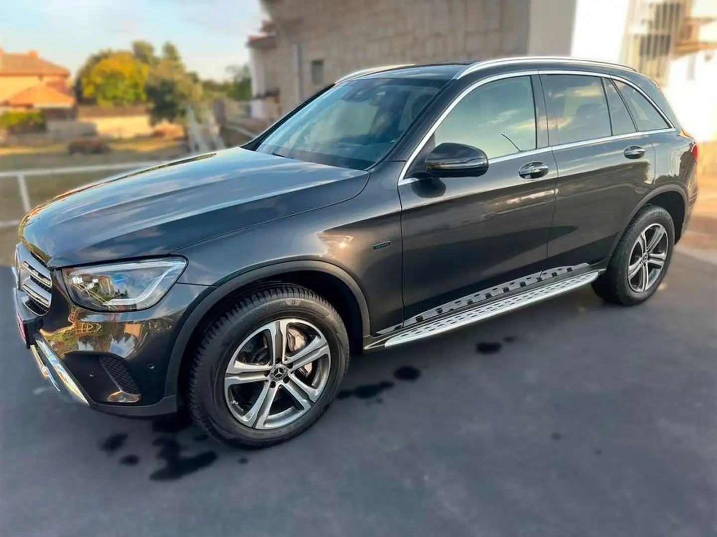 Mercedes-Benz GLC 300 300de 4Matic Gris - 2