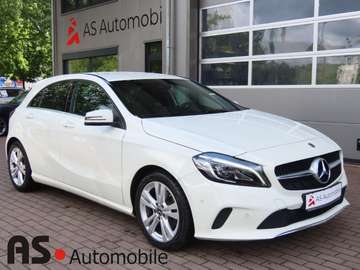 BlueEfficiency 2.Hd*Keyless*Navi*SHZ*PDCv+h