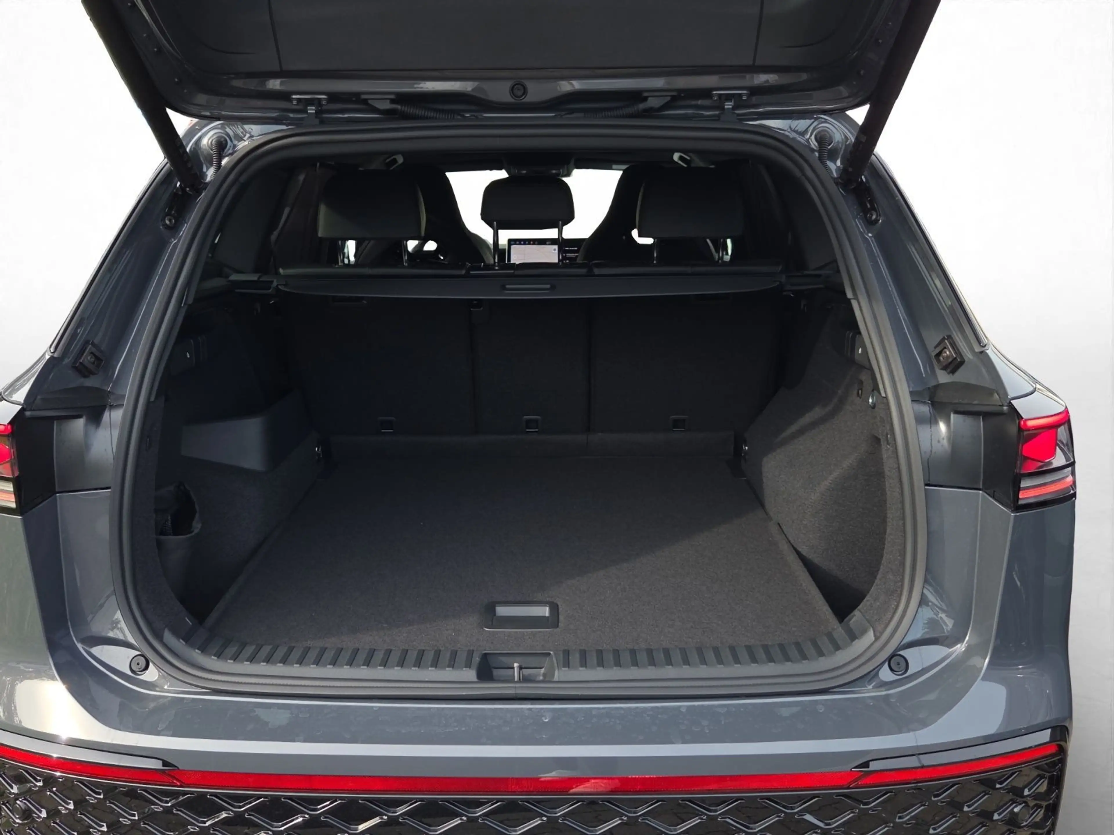 Volkswagen Tayron 2.0 TDI 4M DSG R-Line NAV*AHK*PANO*H&K* — photo 11