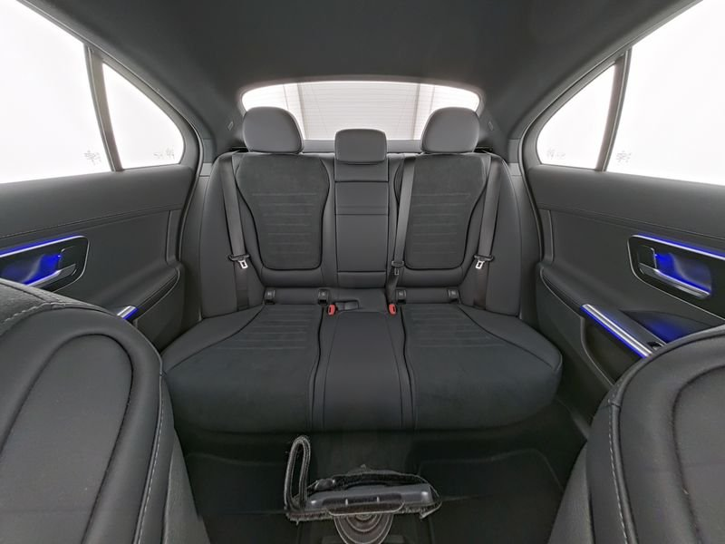 Mercedes-Benz C 300 AMG Dist/PTS/Sound/Kamera/GlasSD/MBUX/360° — photo 9