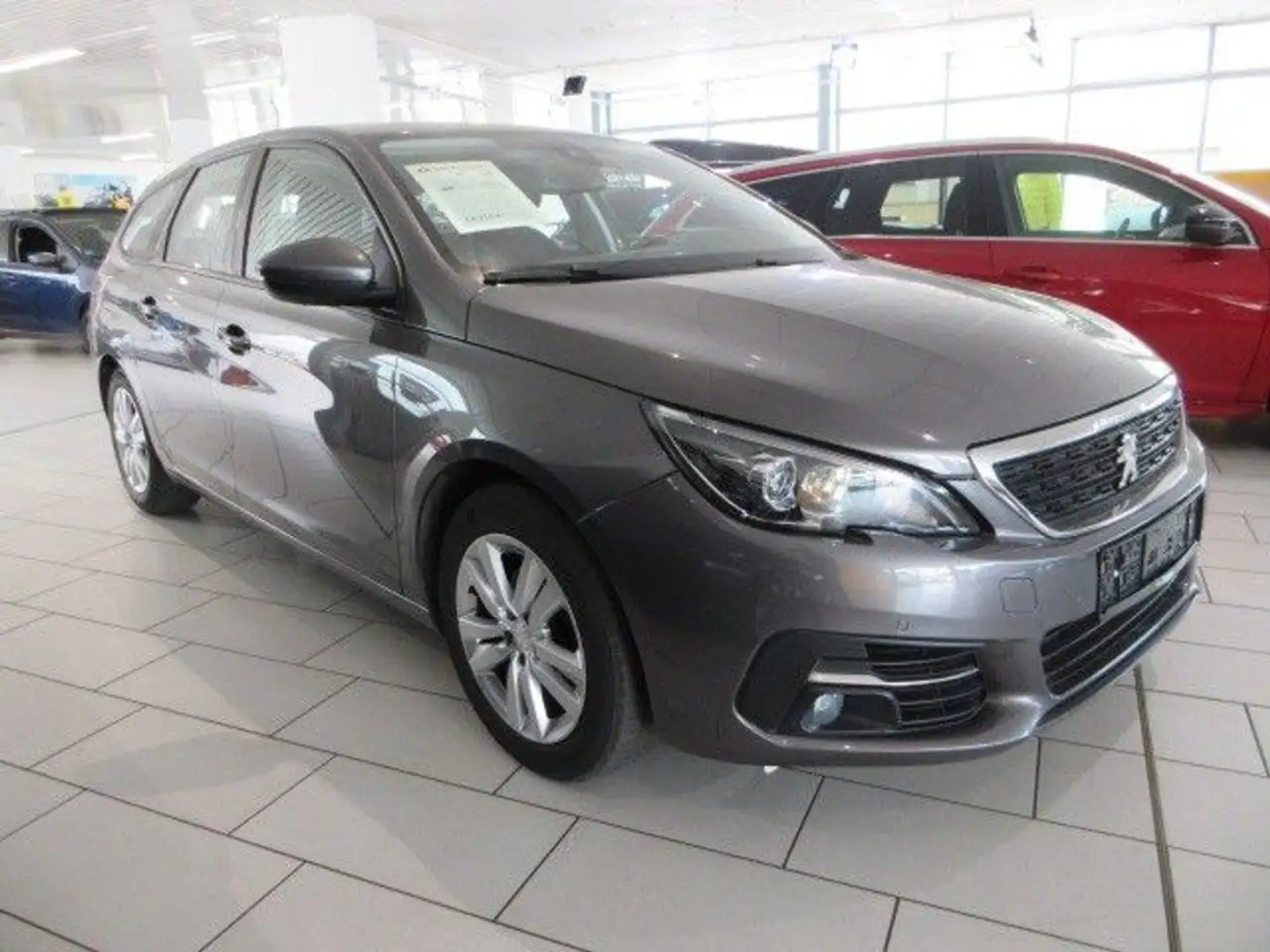 Peugeot 308 SW Active 1.2T NAVI/LED/PDC/AHK/TEMPOMAT Szürke - 2
