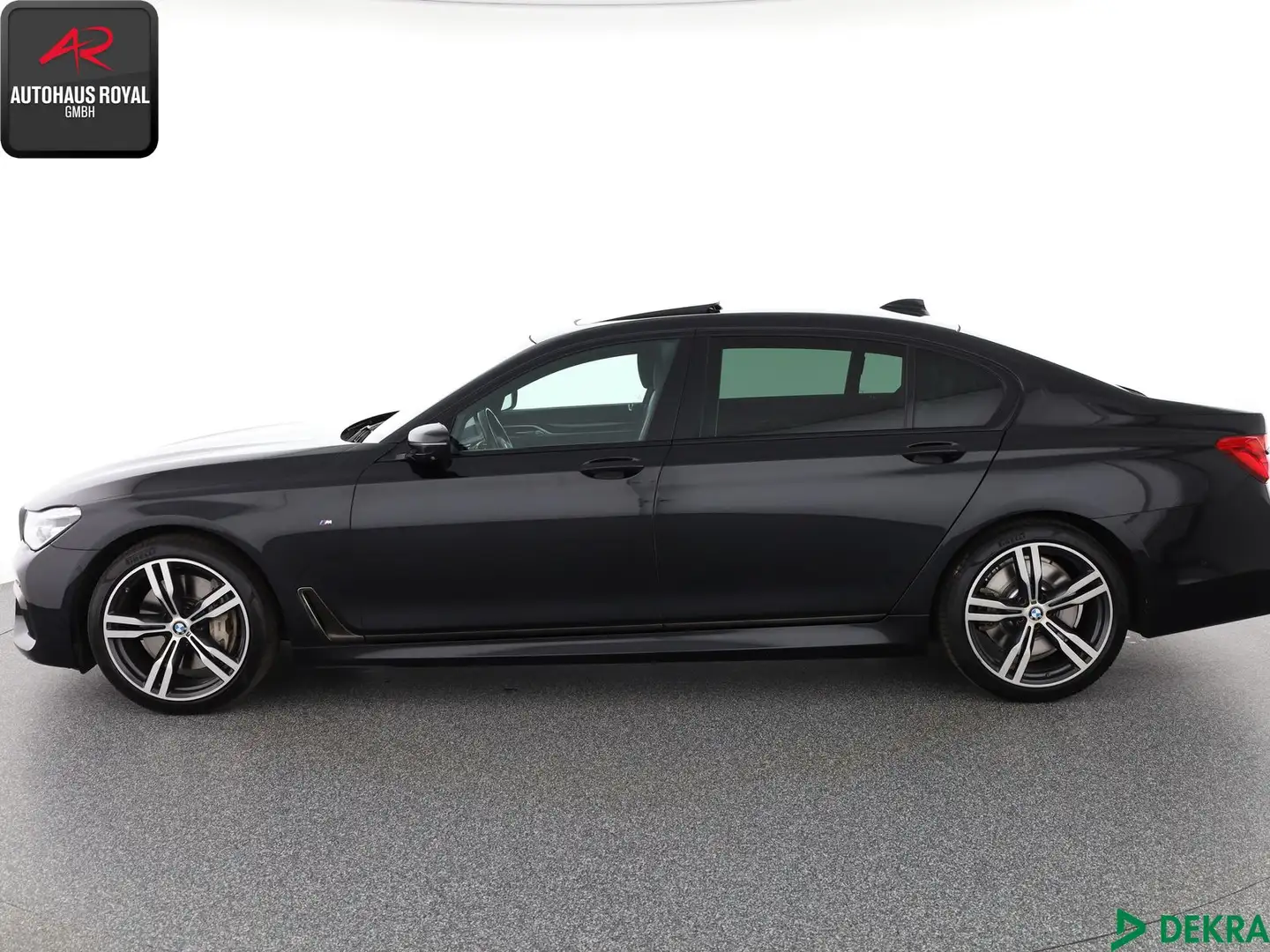 BMW 750 750 i LANG M SPORT SHADOW LASER,MASSAGE,KEYLESS Czarny - 2