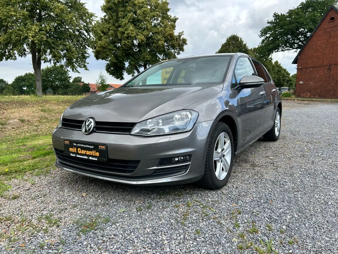 Volkswagen Golf VII Lim. BMT*PDC*SitzHz*Garantie* Grau - 1