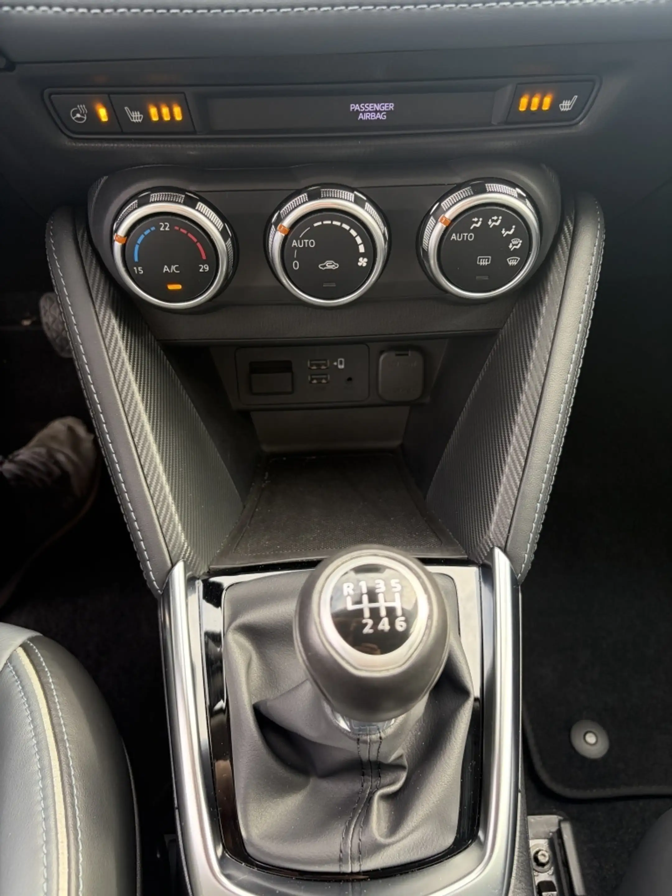 Mazda 2 2 1.5 Skyactiv-G 90 Signature | 29DKM | 360° CAMER — photo 4