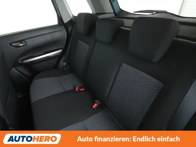 Suzuki Vitara view 14