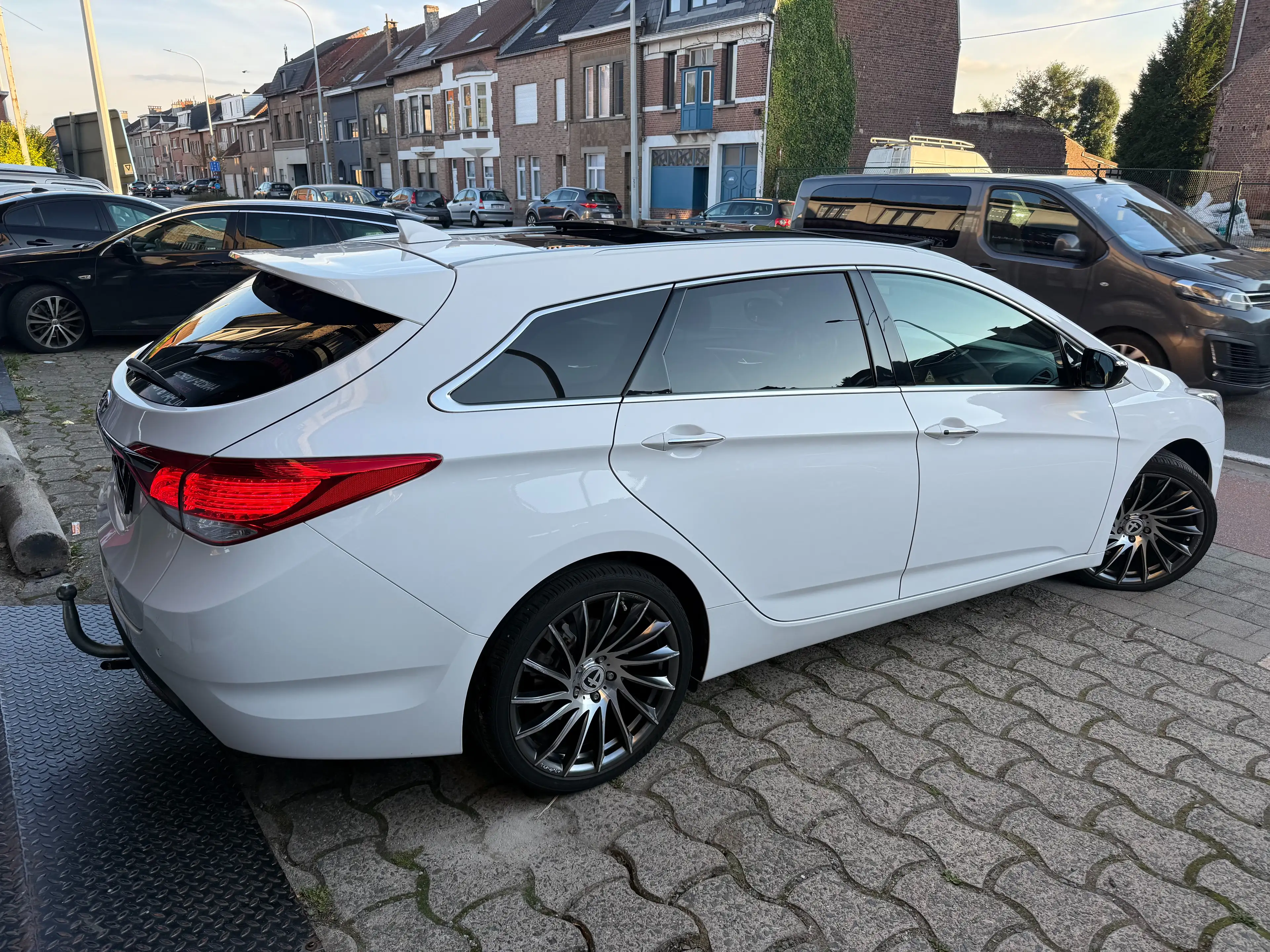 Hyundai i40 i40 SW 1.7 CRDi Style ISG — photo 4